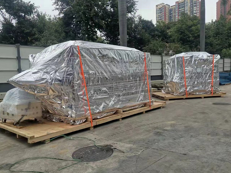 深圳沙井(jing)真空木箱包(bāo)裝現場