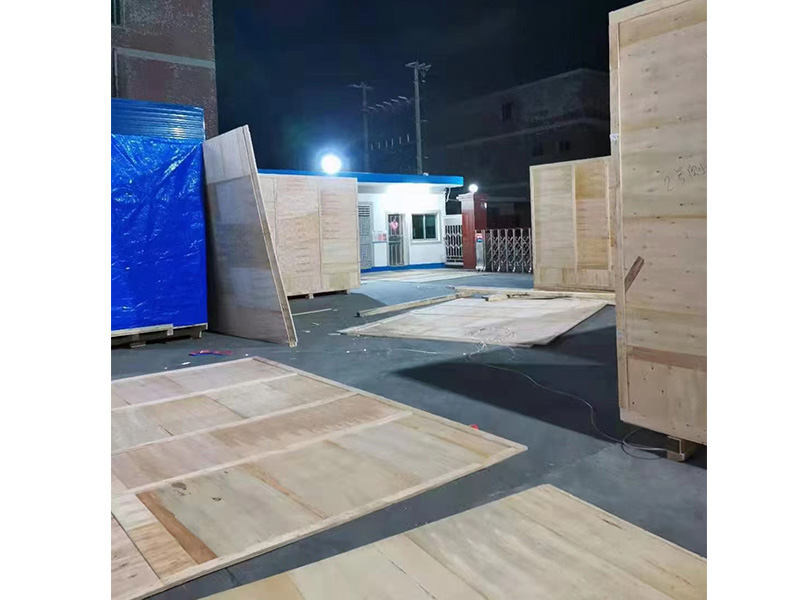 免檢出(chu)口木箱