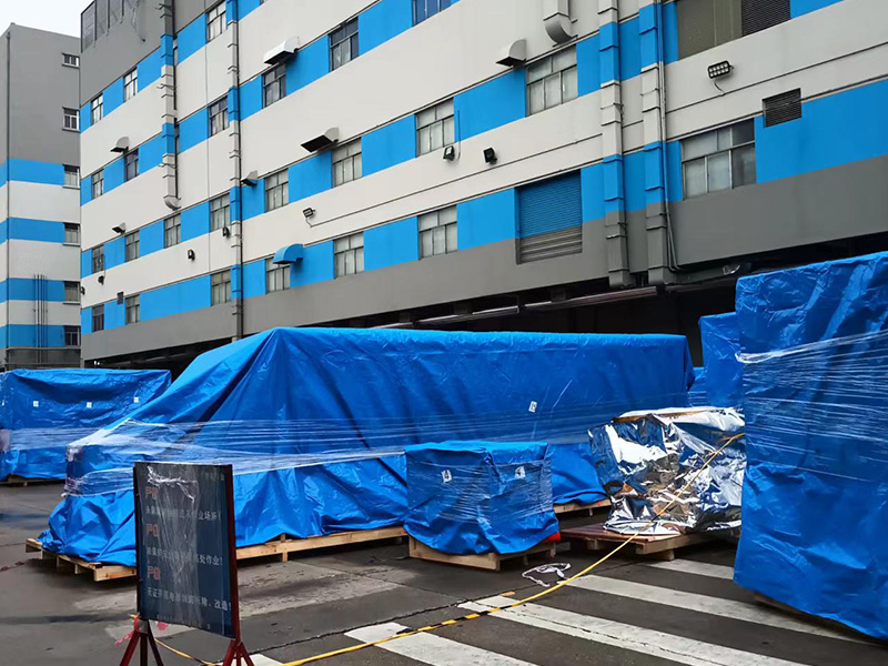 富士康真(zhen)空防雨搬遷木(mù)箱項目