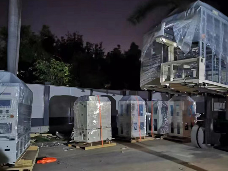 深(shēn)圳龍崗(gang)某公司(si)國内木(mù)箱打包(bāo)