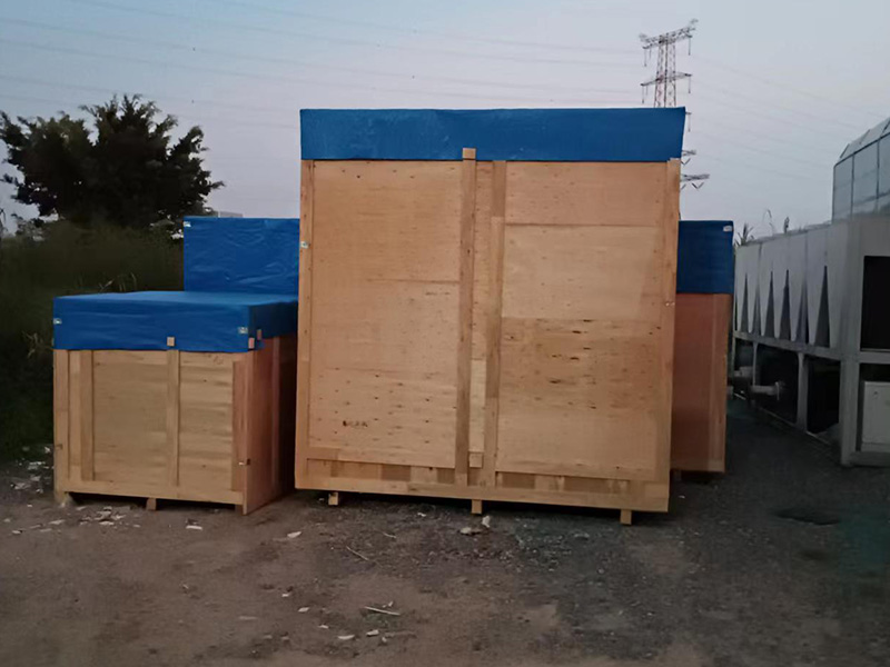 框架木(mu)箱是如(rú)何實現(xiàn)防水通(tōng)風效果(guǒ)